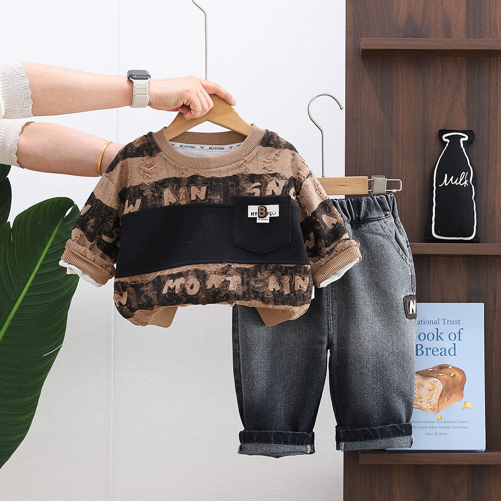 Beige cozy stripe hoodie and pants set by eprolo, featuring a comfortable fit and casual style for relaxed wear.